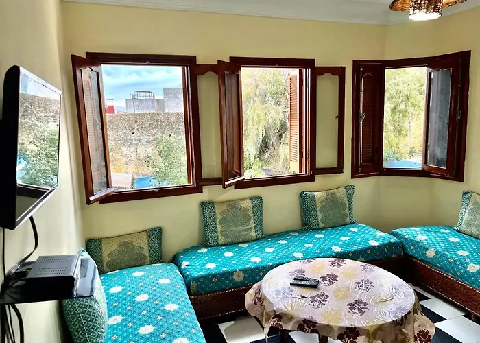 Soleado Apartamento Al Lado De La Preciosa Medina , A 3 Minutos De La Playa Andando I