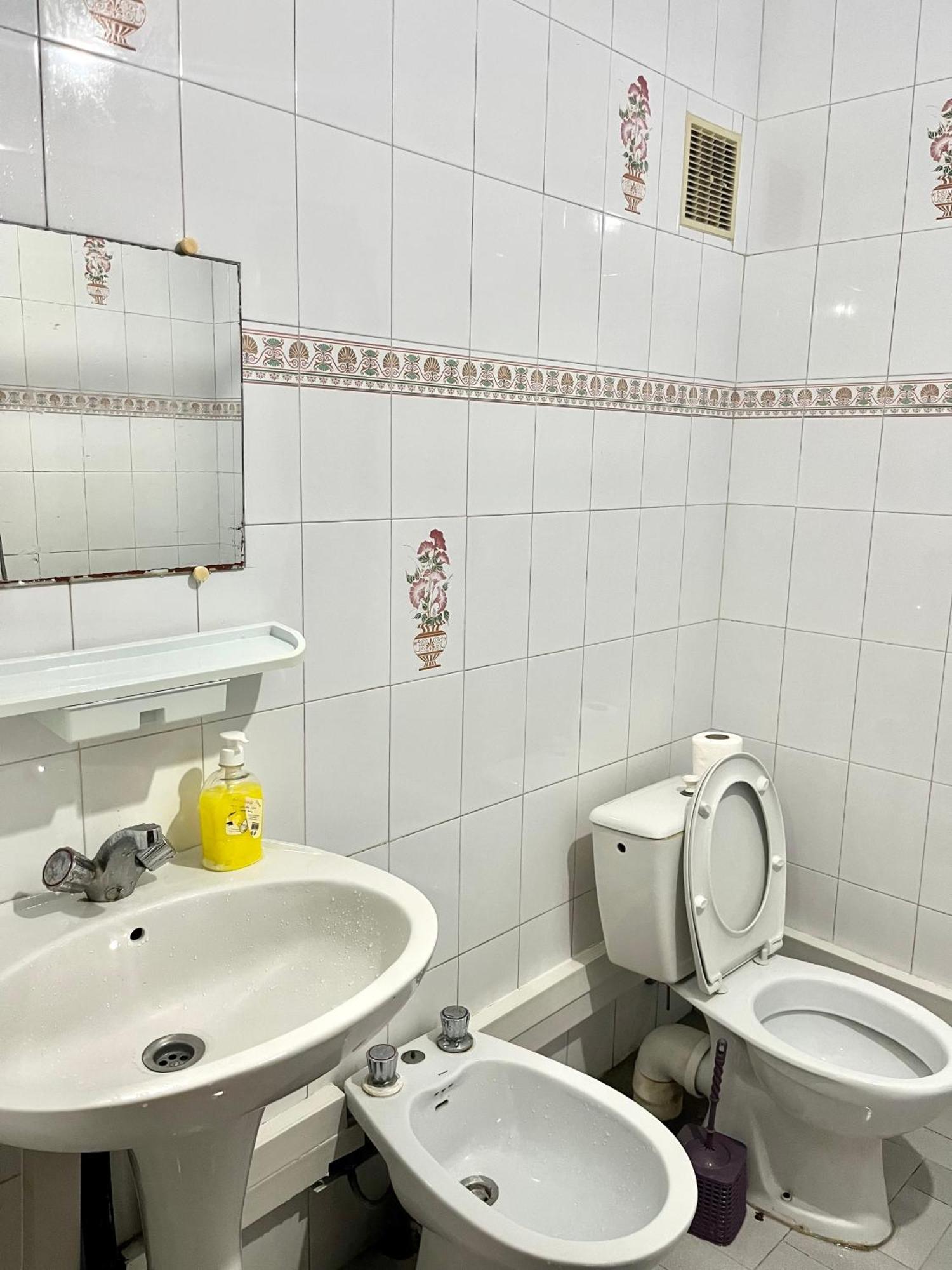 Apartamento Soleado Al Lado De La Preciosa Medina , A 3 Minutos De La Playa Andando I *